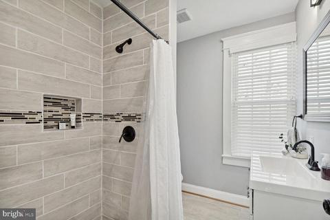 2807 Hammonds Ferry Rd, Halethorpe, MD 21227 photo 20