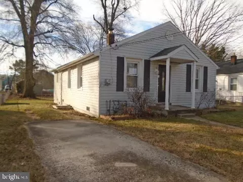 939 Barron Ave, Essex, MD 21221