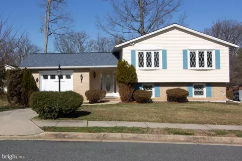 2 Slate Mills Ct, Catonsville, MD 21228