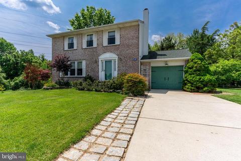 215 Fox Haven Ct, Reisterstown, MD 21136