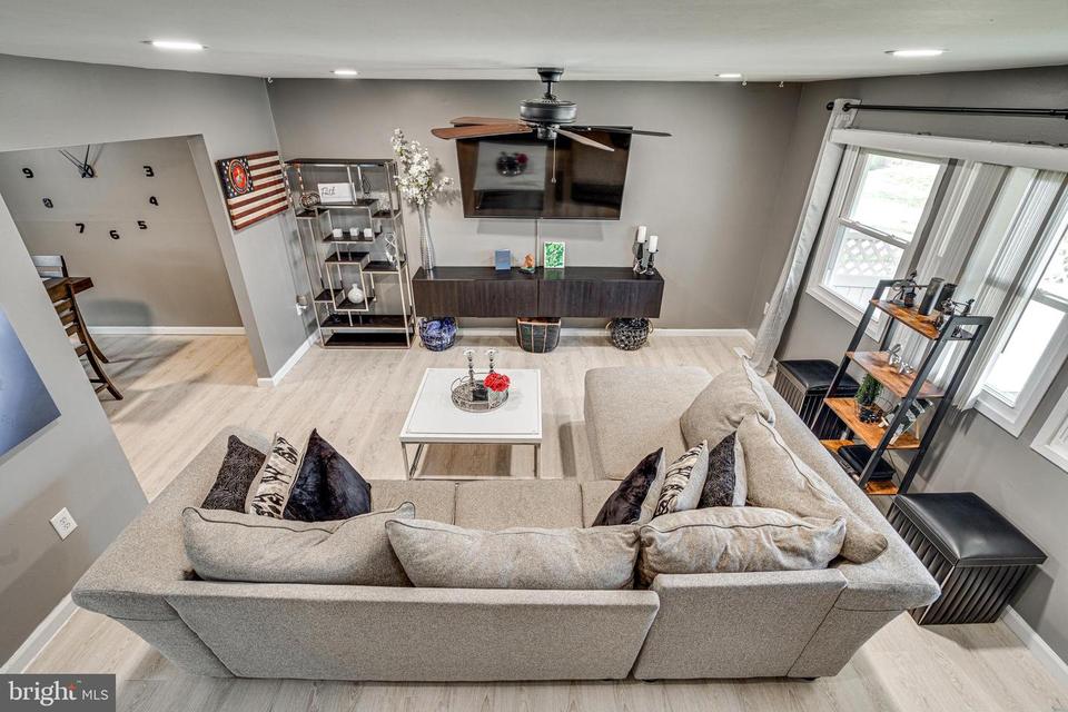  7203 Barlow Ct, Windsor Mill, MD 21244 photo 21