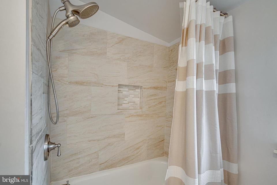  7203 Barlow Ct, Windsor Mill, MD 21244 photo 28