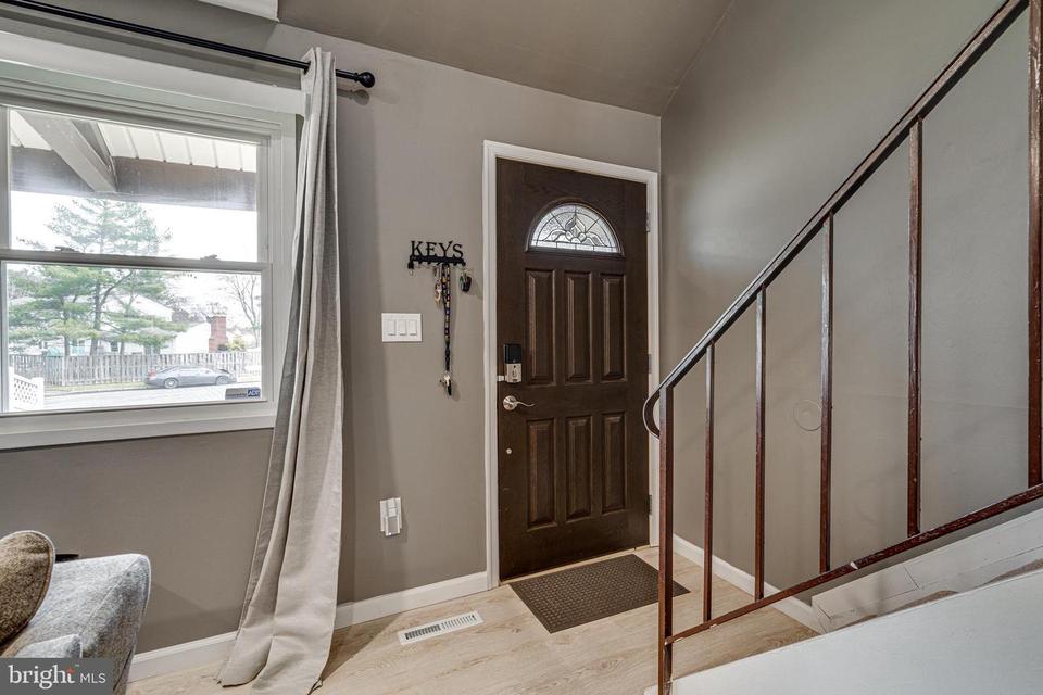  7203 Barlow Ct, Windsor Mill, MD 21244 photo 20