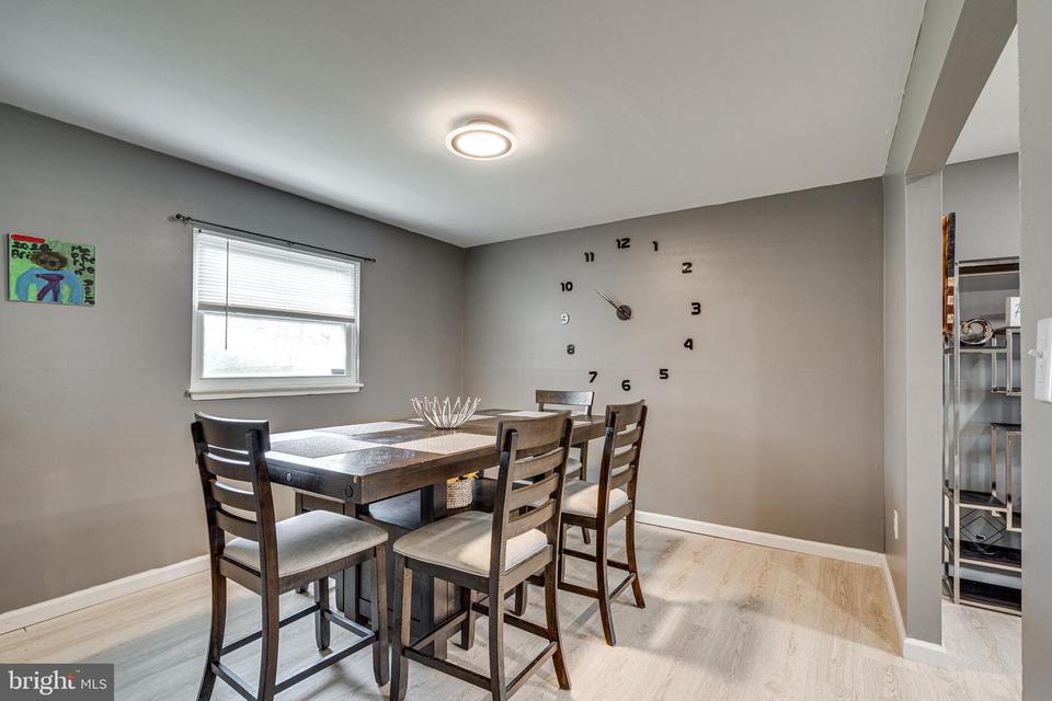  7203 Barlow Ct, Windsor Mill, MD 21244 photo 12