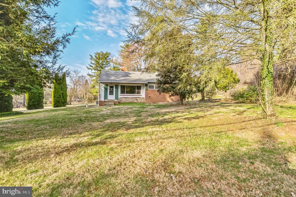 12310 Manor Rd, Glen Arm, MD 21057 1 photo Movoto