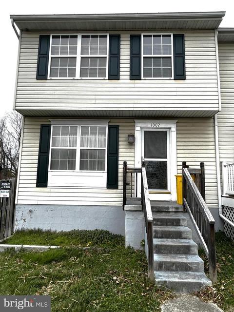 1002 Debbie Ave, Essex, MD 21221