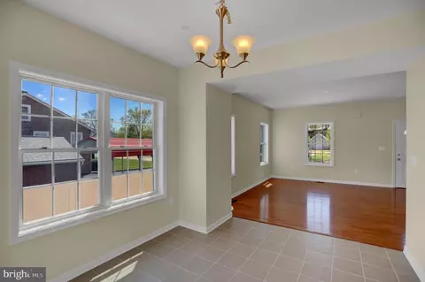 4336 Washington Blvd, Halethorpe, MD 21227 photo 13