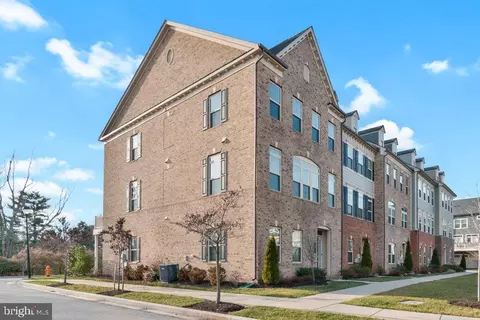 603 Iron Way #36, Pikesville, MD 21208