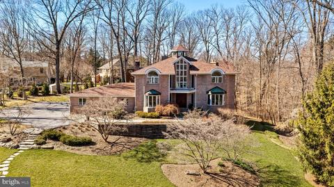 12 Bellchase Ct, Pikesville, MD 21208