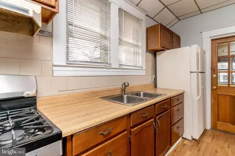 6801 N Point Rd, Sparrows Point, MD 21219 photo 16