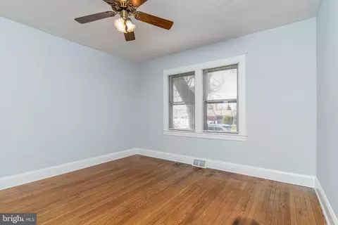 6801 N Point Rd, Sparrows Point, MD 21219 photo 11