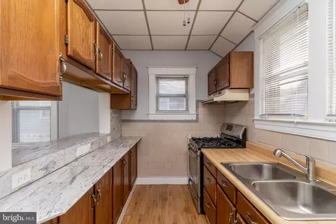 6801 N Point Rd, Sparrows Point, MD 21219 photo 14