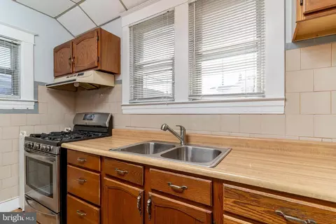6801 N Point Rd, Sparrows Point, MD 21219 photo 15