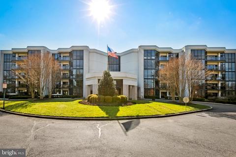 4001 Old Court Rd #404, Pikesville, MD 21208