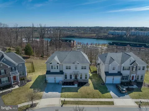 2807 Green Lake Cir, Baltimore, MD 21209