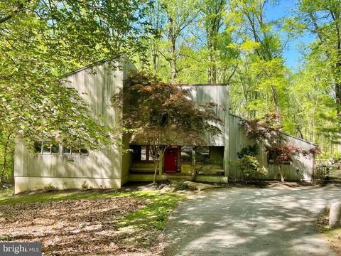 11003 Valley Heights Dr, Owings Mills, MD 21117
