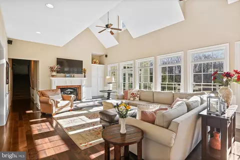 9 Three Sisters Ct, Baldwin, MD 21013 photo 12