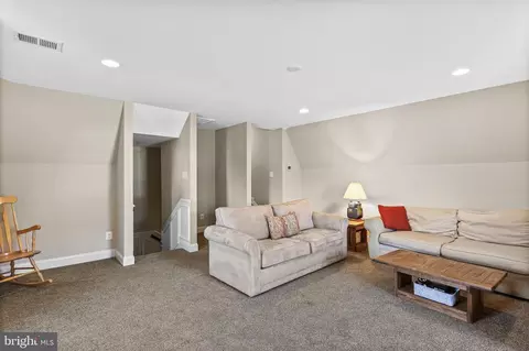 9 Three Sisters Ct, Baldwin, MD 21013 photo 29