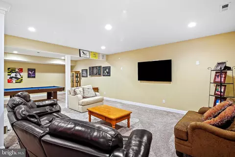9 Three Sisters Ct, Baldwin, MD 21013 photo 41