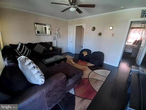 8047 Gray Haven Rd, Dundalk, MD 21222 photo 2
