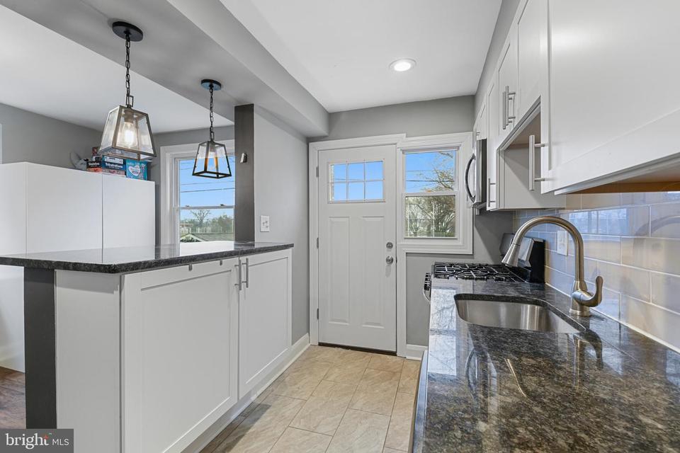  8414 Kavanagh Rd, Dundalk, MD 21222 photo 11