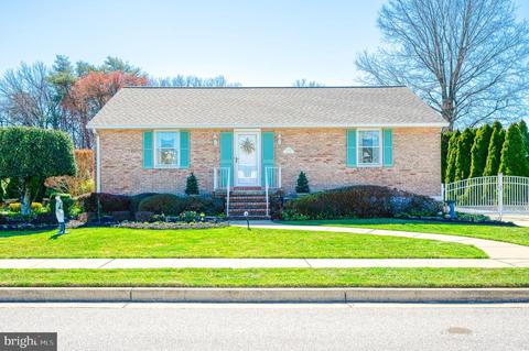 8005 Camhill Dr, Rosedale, MD 21237