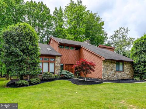 3307 Redspire Ln, Pikesville, MD 21208