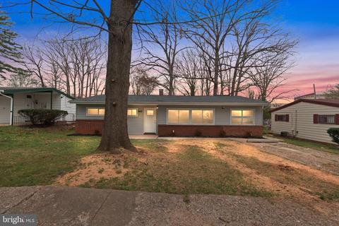 6603 Alter St, Gwynn Oak, MD 21207