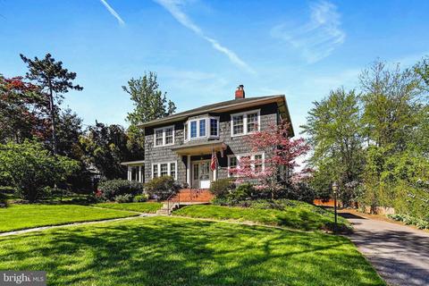 124 Forest Ave, Catonsville, MD 21228