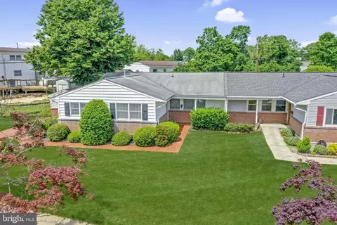 8502 David Ave, Parkville, MD 21234