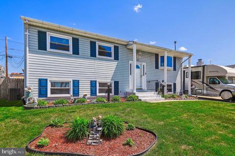 421 Crisfield Rd, Middle River, MD 21220