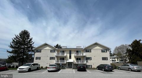 8 Warren Lodge Ct #2-A, Cockeysville, MD 21030