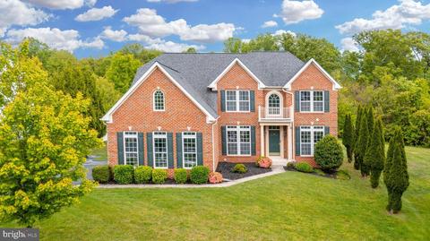 4411 Cross Brook Dr, Perry Hall, MD 21128