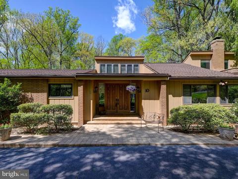 10 Bridlewood Ct, Owings Mills, MD 21117