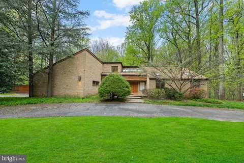 4 Timber Run Ct, Reisterstown, MD 21136