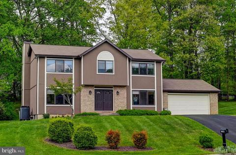 12206 Velvet Hill Dr, Owings Mills, MD 21117