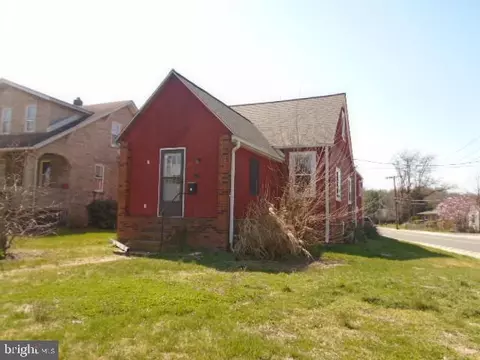118 N Marlyn Ave, Essex, MD 21221