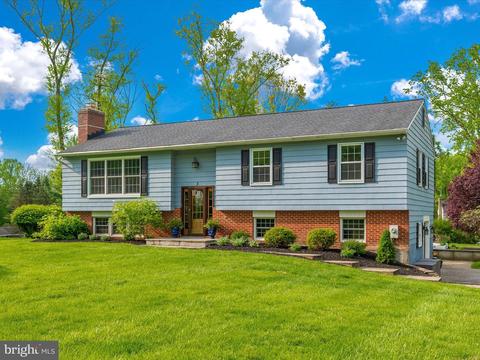 3 Doe Ct, Phoenix, MD 21131 photo 2