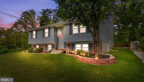 2225 W Geipe Rd, Catonsville, MD 21228