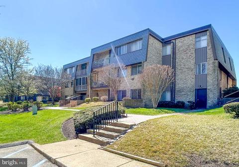 31 Stonehenge Cir #31-5, Pikesville, MD 21208