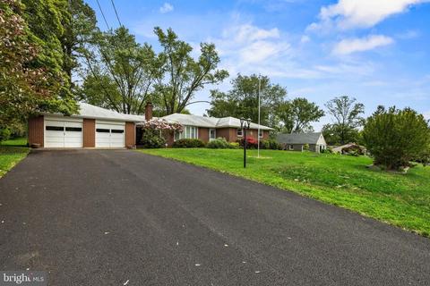 4216 Manorview Rd, Glen Arm, MD 21057