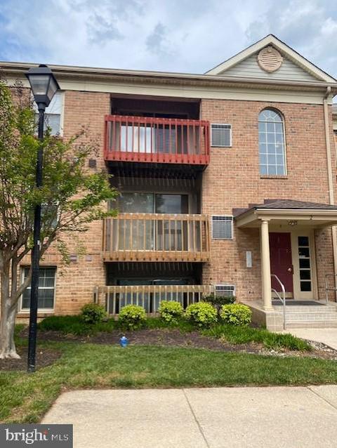 2 Cloverwood Ct #103, Essex, MD 21221