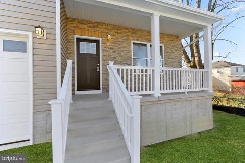 143 Riverside Rd, Essex, MD 21221