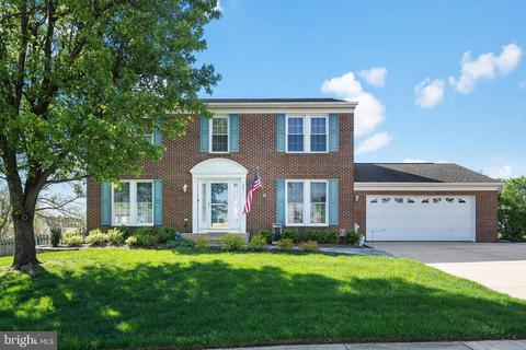 9211 Bretton Reef Rd, Parkville, MD 21234