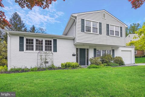 954 Beaverbank Cir, Towson, MD 21286
