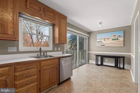 415 Gun Rd, Halethorpe, MD 21227 photo 11