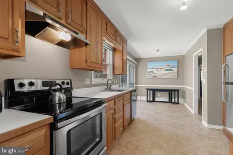 415 Gun Rd, Halethorpe, MD 21227 photo 10