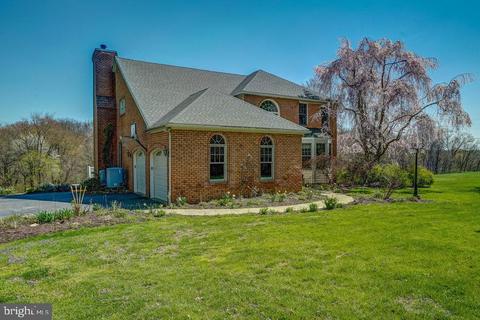 32 Bee Tree Mill Ct, Parkton, MD 21120