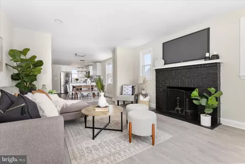 3006 Oak Forest Dr, Parkville, MD 21234
