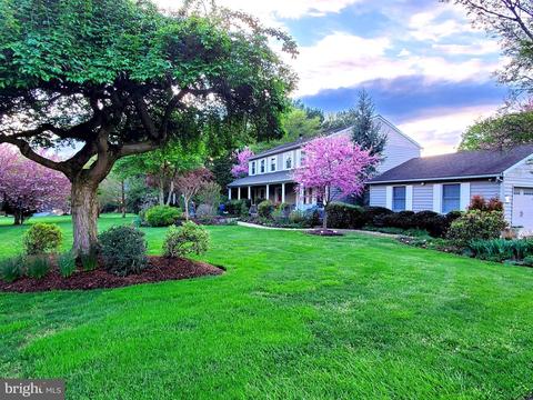 1902 Shawan Valley Ln, Reisterstown, MD 21136